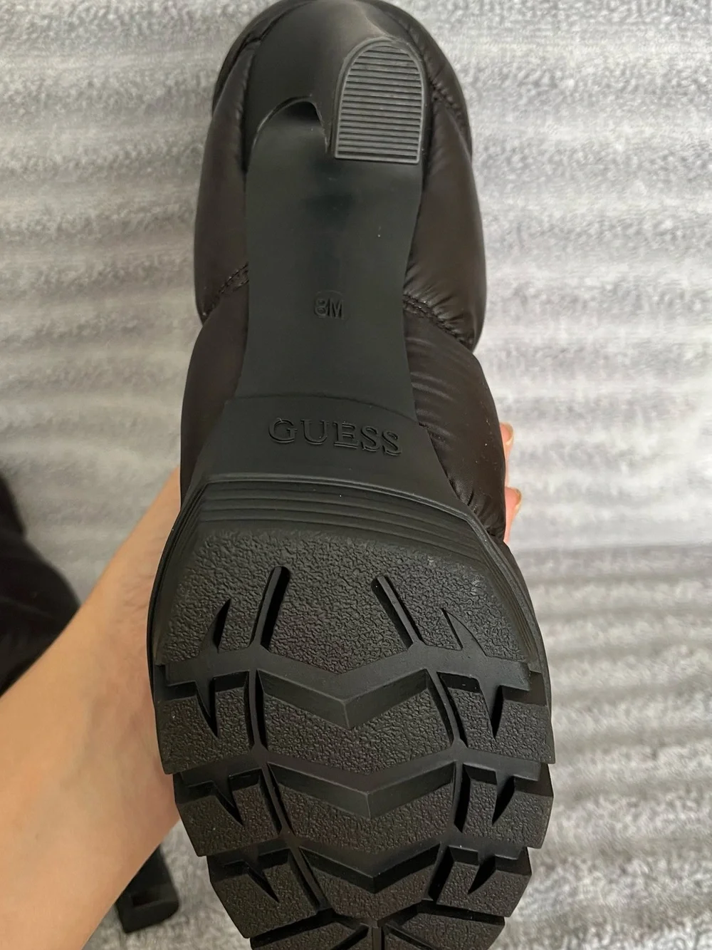 New GUESS Women’s Black Puffer Heeled Boots – Size 8M